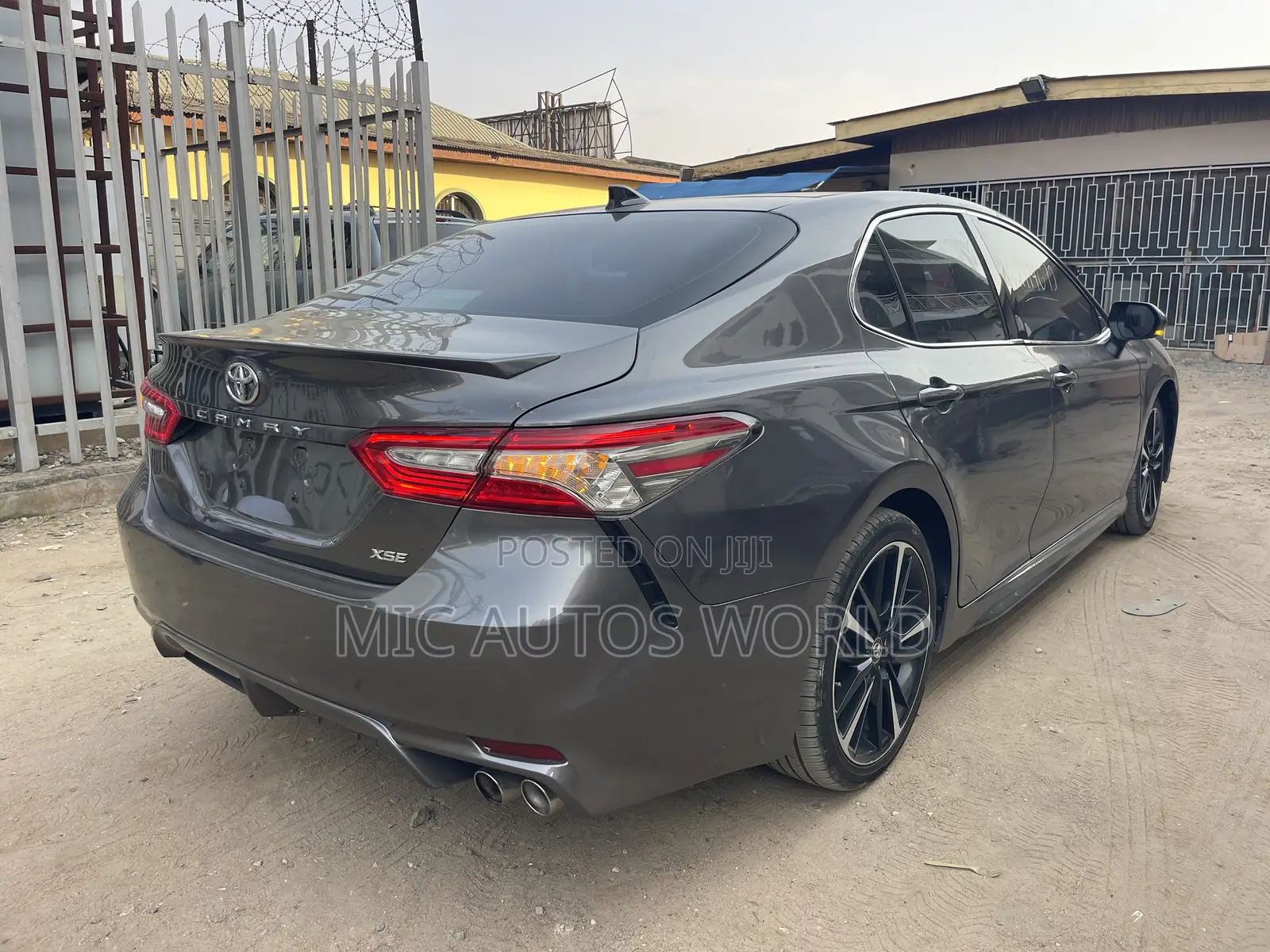 Toyota Camry 2019 Gray