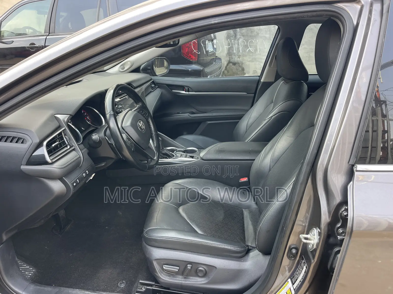 Toyota Camry 2019 Gray