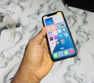 Apple iPhone XR 64 GB Black