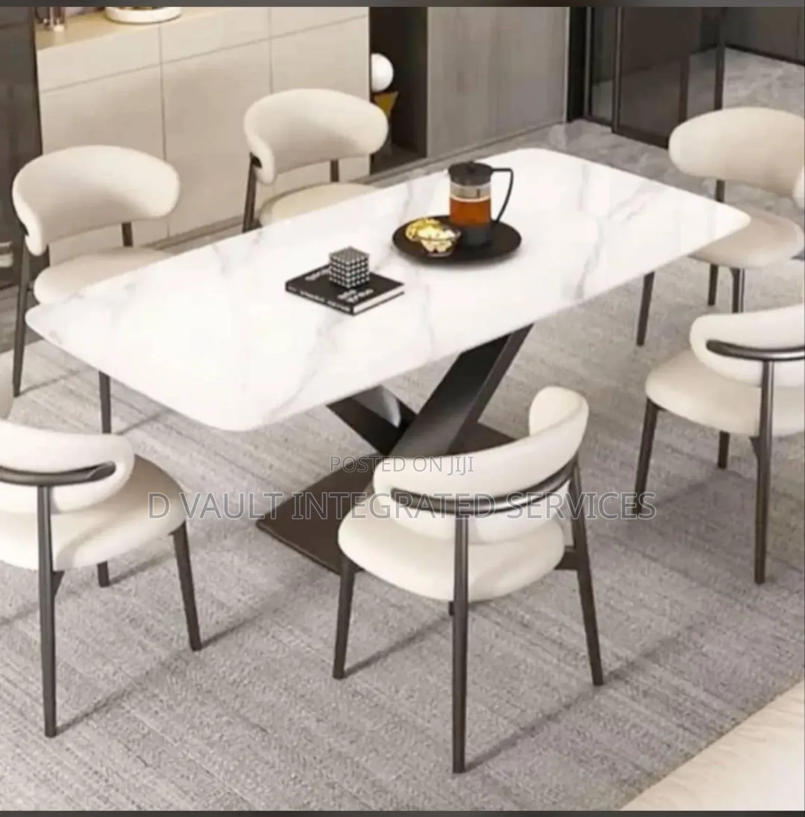 Modern 6 Seater Marble Dining
