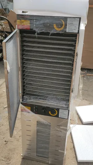 Dehydrator
