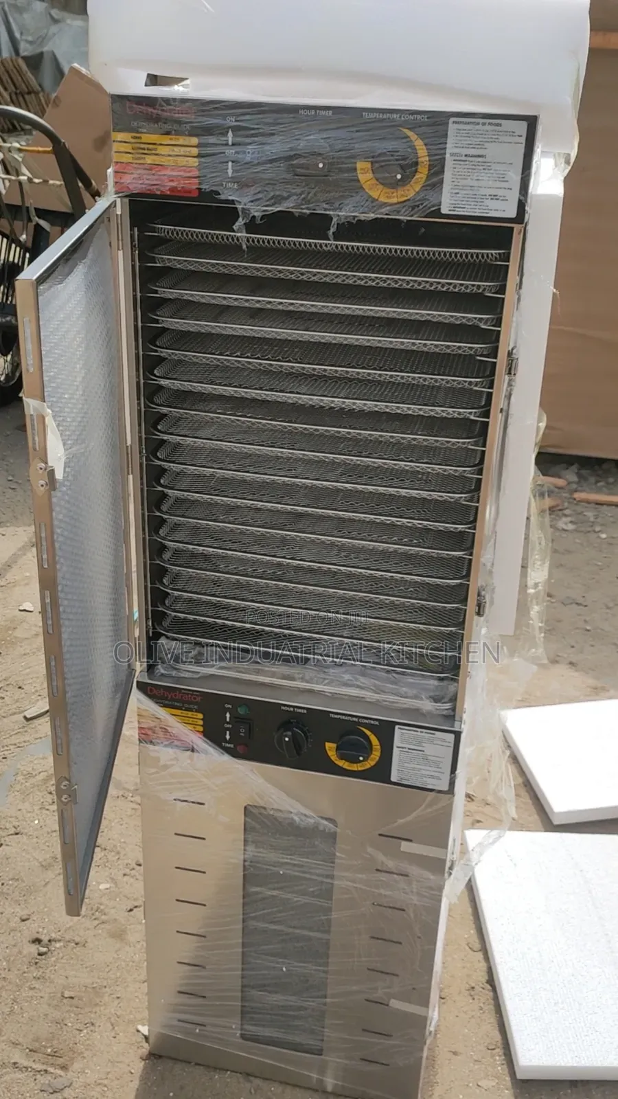 Dehydrator