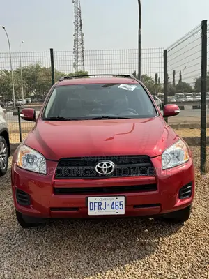 Toyota RAV4 2010 Red