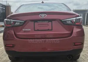 Toyota Yaris 2019 Red