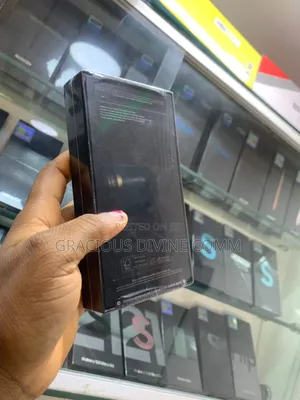 New Samsung Galaxy S24 256 GB
