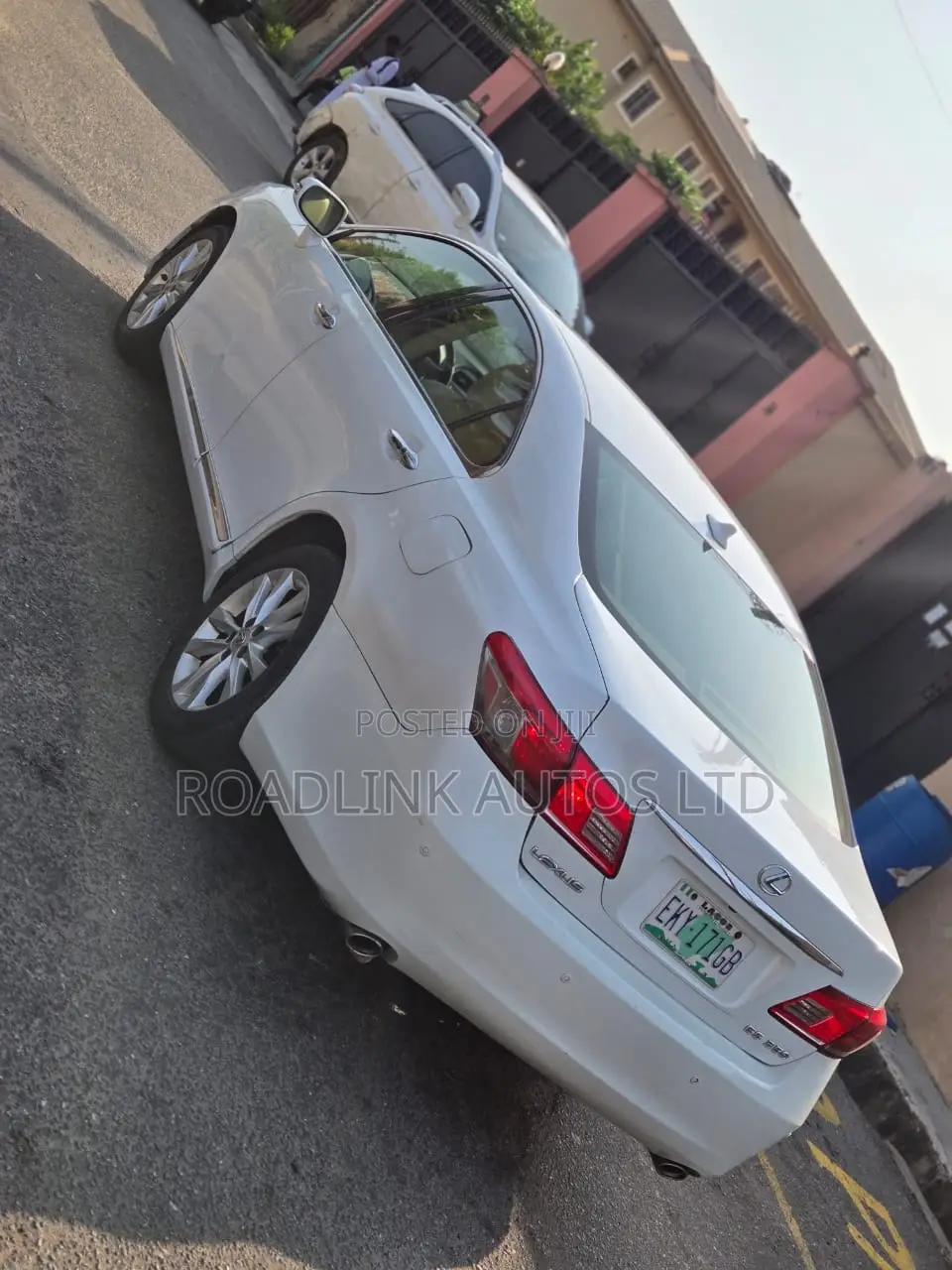 Lexus ES 350 2011 White