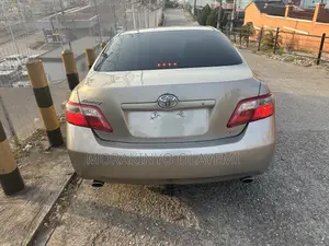 Toyota Camry LE 4dr Sedan (2.4L 4cyl 5A) 2007 Gold