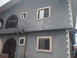 3bdrm Block of Flats in Benin City for rent