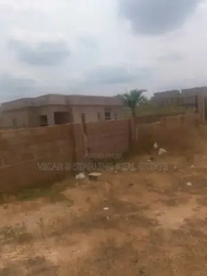 A Building on 3 Plots of Land at Centinary City, Abakaliki for Sale