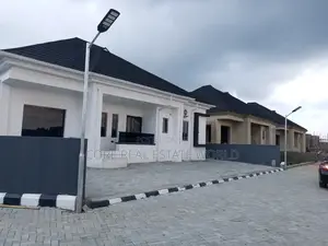 3bdrm Bungalow in Elerangbe for sale