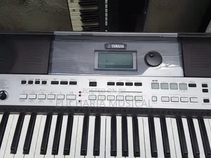 Yamaha PSR-E443 Professional Keyboard – Powerful Sounds Usb Midi 