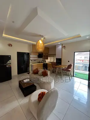 Luxurious 2 Bedroom Apartment With Pool and Gym