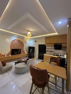 Luxurious 2 Bedroom Apartment With Pool and Gym