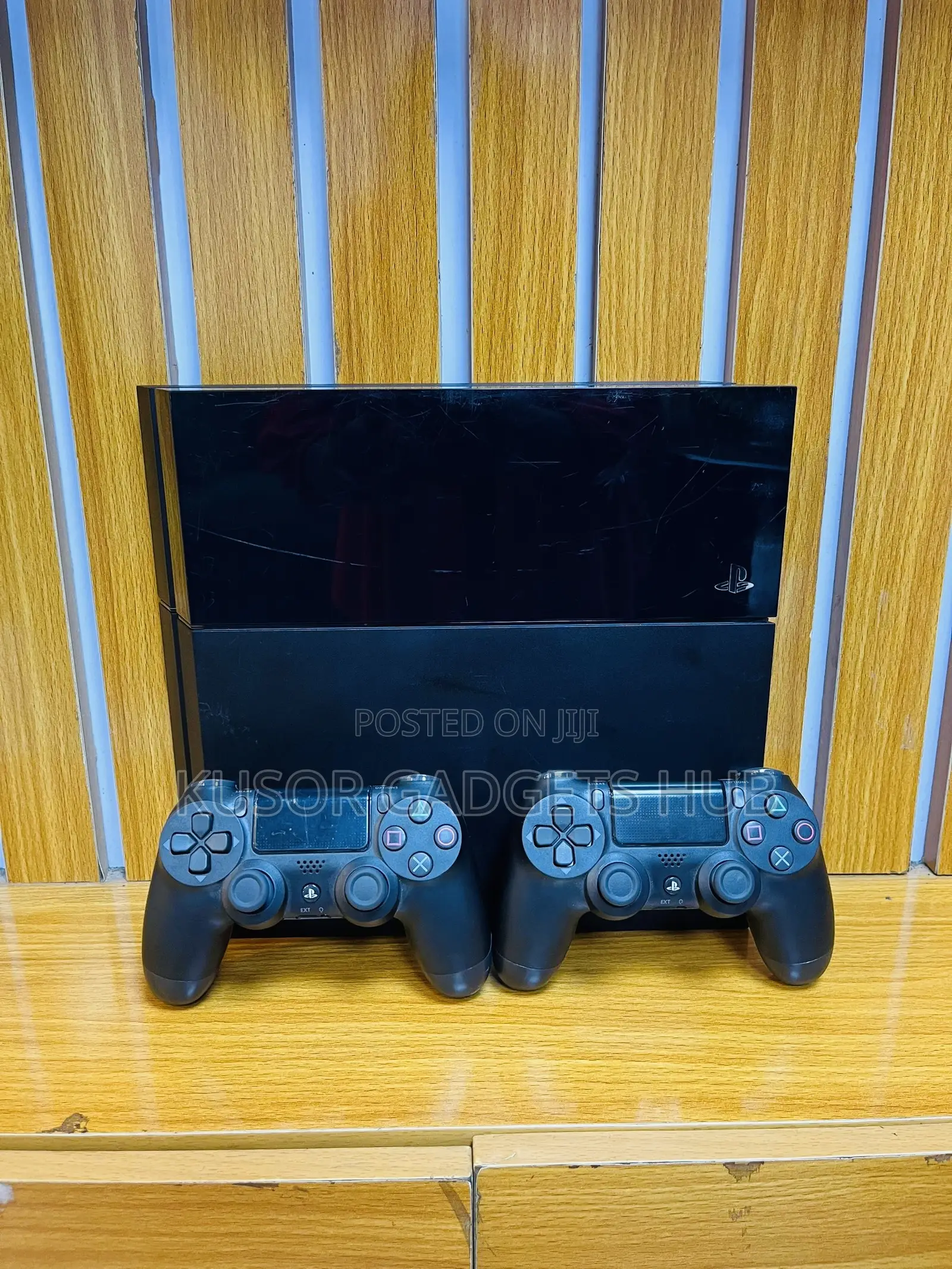 Play Station 4