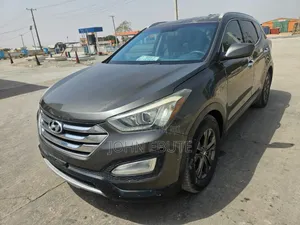 Hyundai Santa Fe 2014 Gray