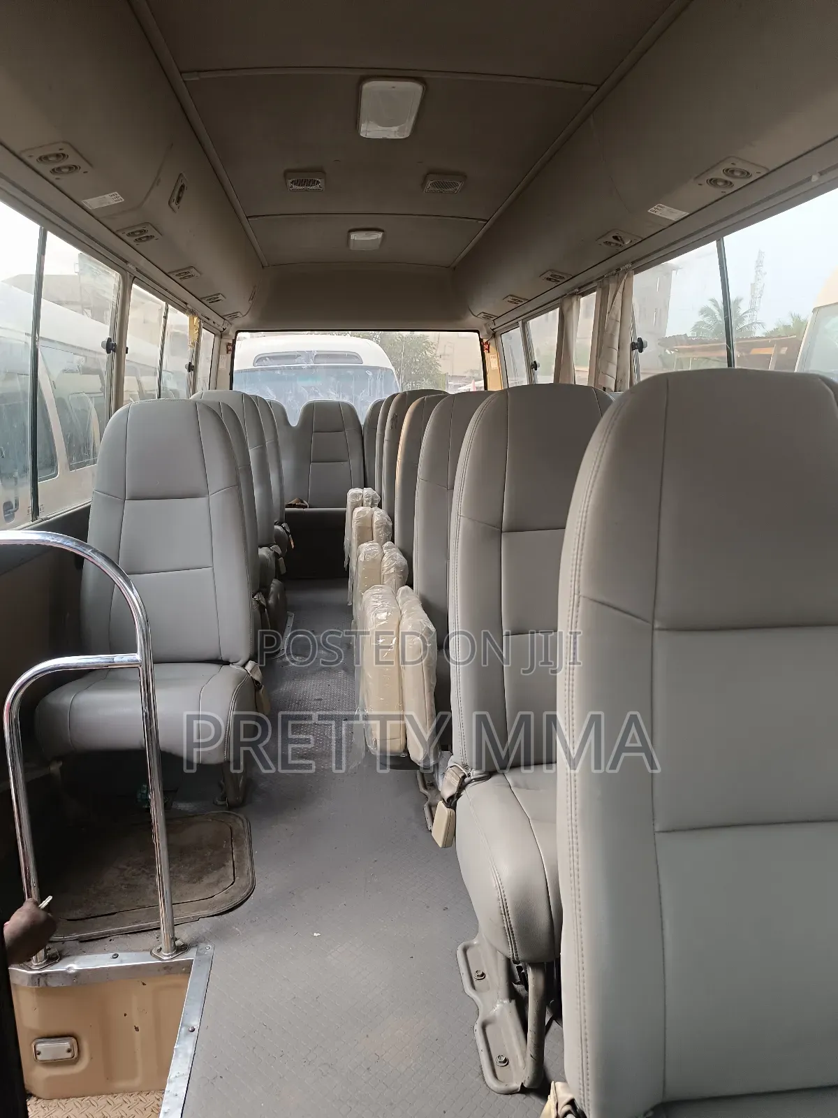 Toyota Coaster 2017 Beige