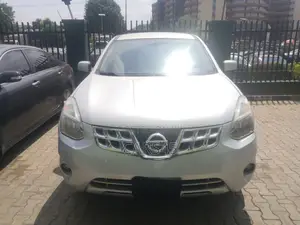 Nissan Rogue 2012 Silver