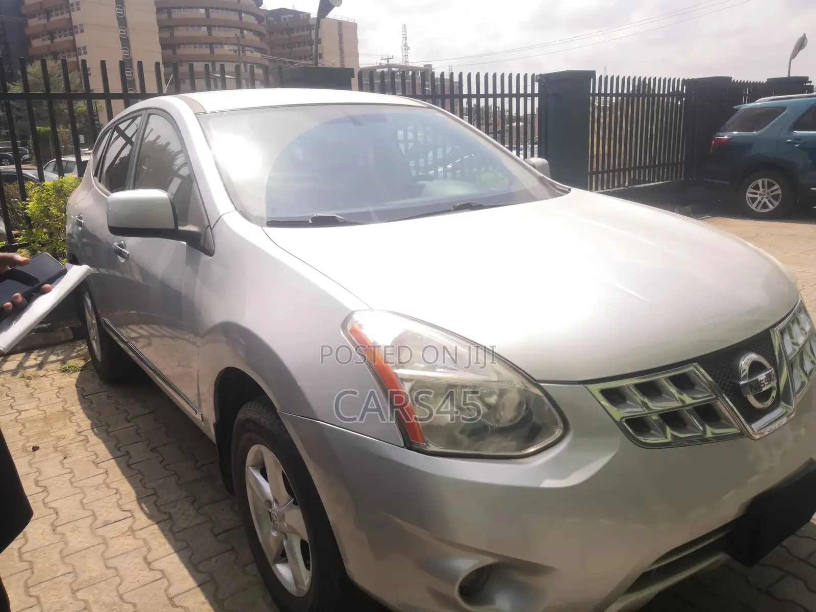 Nissan Rogue 2012 Silver