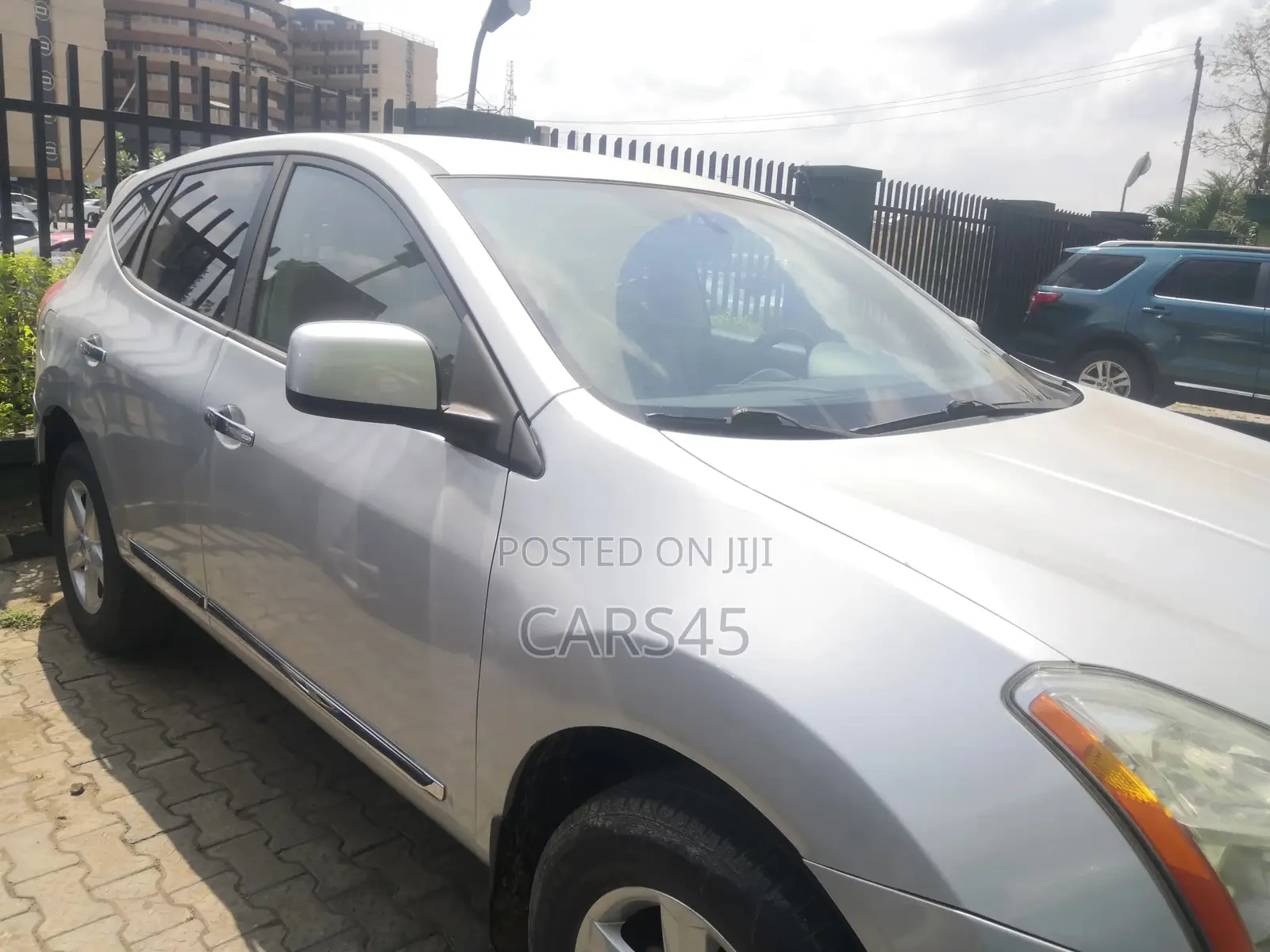 Nissan Rogue 2012 Silver