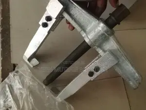 2 Leg Universal Puller Heavy Duty 12"