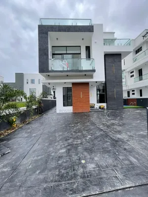 5bdrm Duplex in Ikota for sale