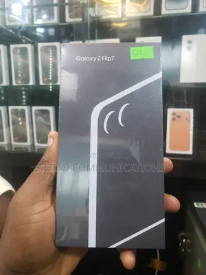 New Samsung Galaxy Z Flip7 256 GB Black