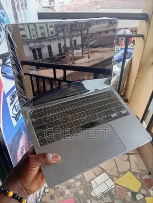New Laptop Apple MacBook Air 2020 8GB Intel Core i3 SSD 256GB