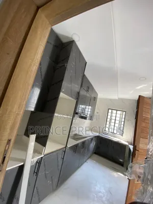 2bdrm Apartment in Ologolo Lekki for rent