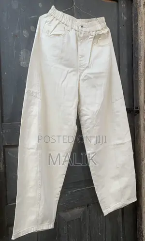 Stock Baggy Jeans