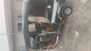 TVS King Cargo 2021 Yellow