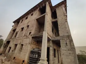20bdrm Apartment in Umuahia for sale