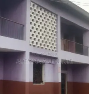 8bdrm House in Idi Araba for sale