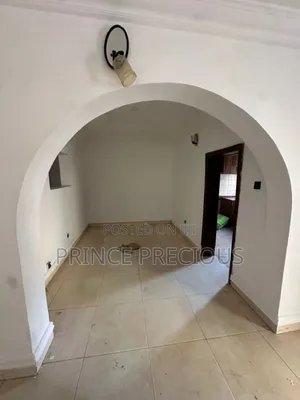 Semi Direct.
‎
‎Large 3 Bedroom Flat