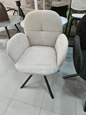 Rotating Single Chair