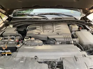 Infiniti QX80 2016 Red