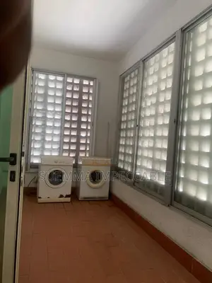 2bdrm Apartment in Kofo Abayomi for rent
