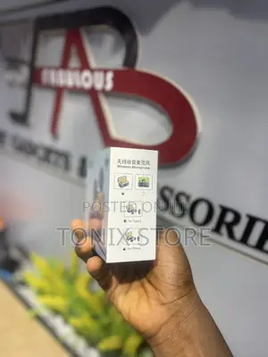 Q8 Wireless Microphone For Mobile Phone(Ios/Android)