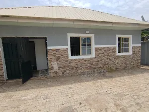 1bdrm Bungalow in Apo Resettlement for rent