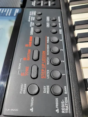 Casio Ct-X700
