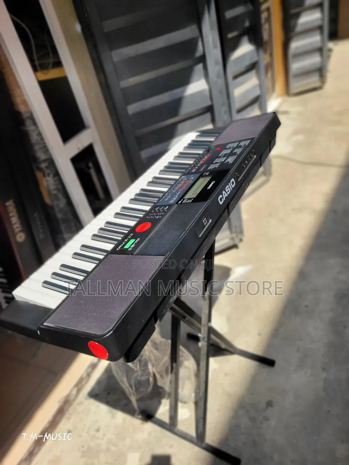 Casio Ct-X700