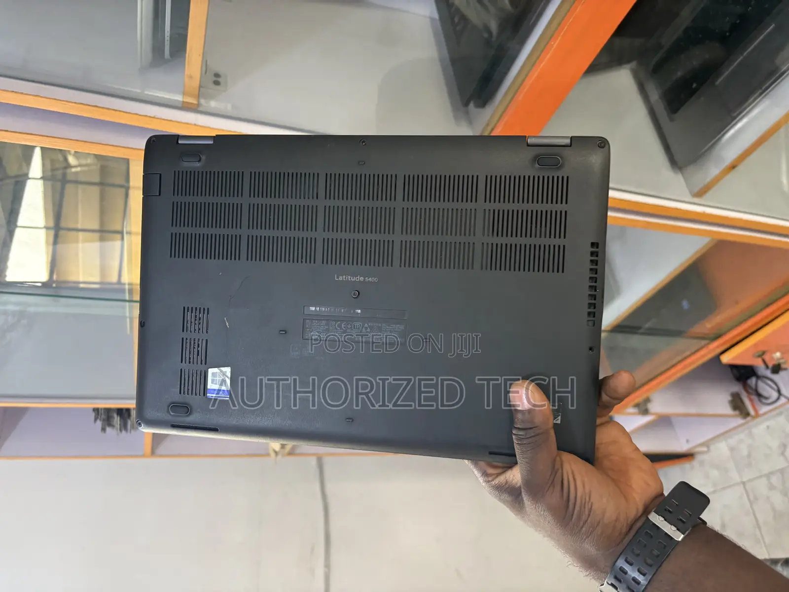 Laptop Dell Latitude 5400 8GB Intel Core i7 SSD 256GB