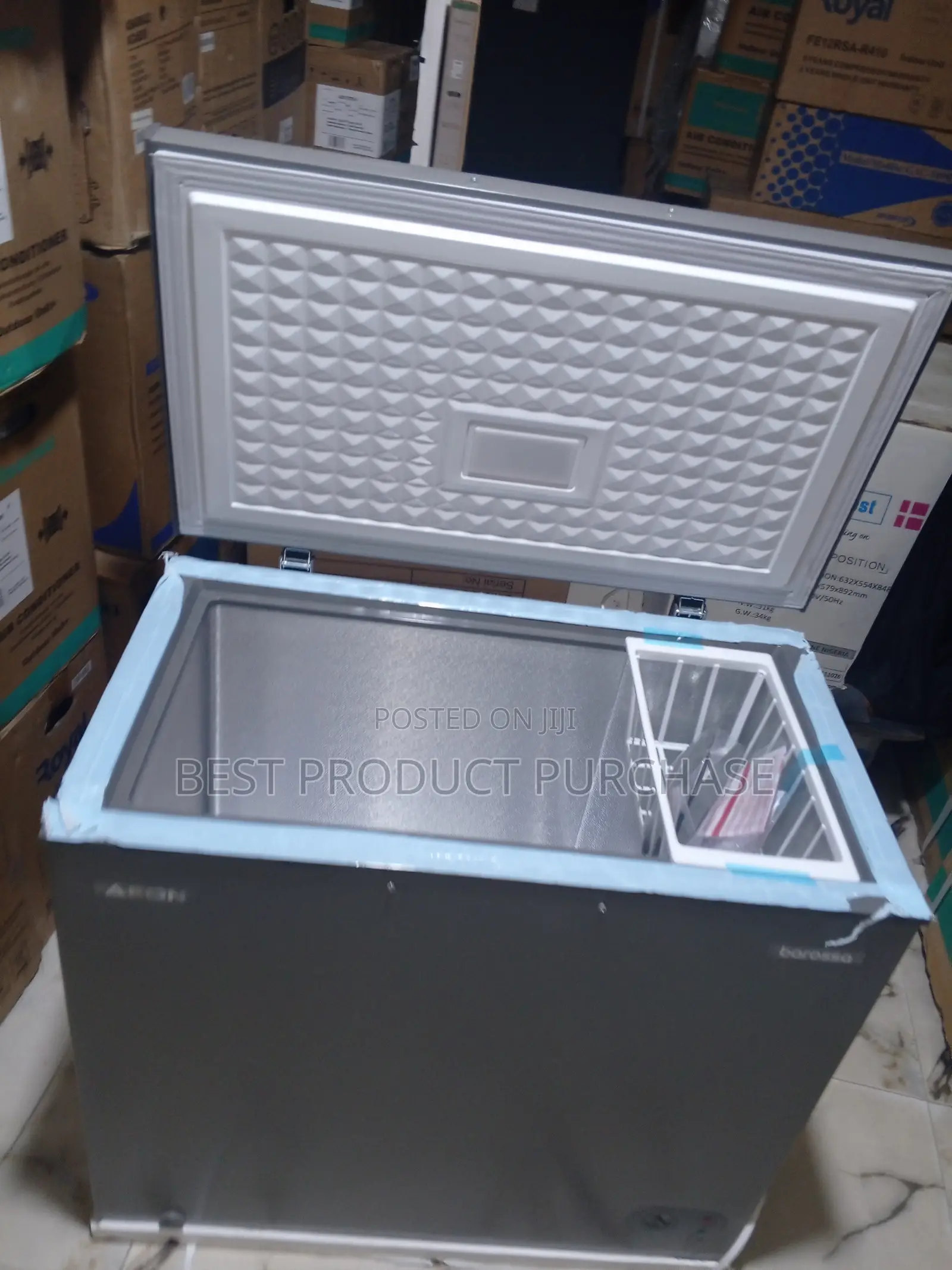 Compact Aeon 200 Litres Freezer for Your Kitchen