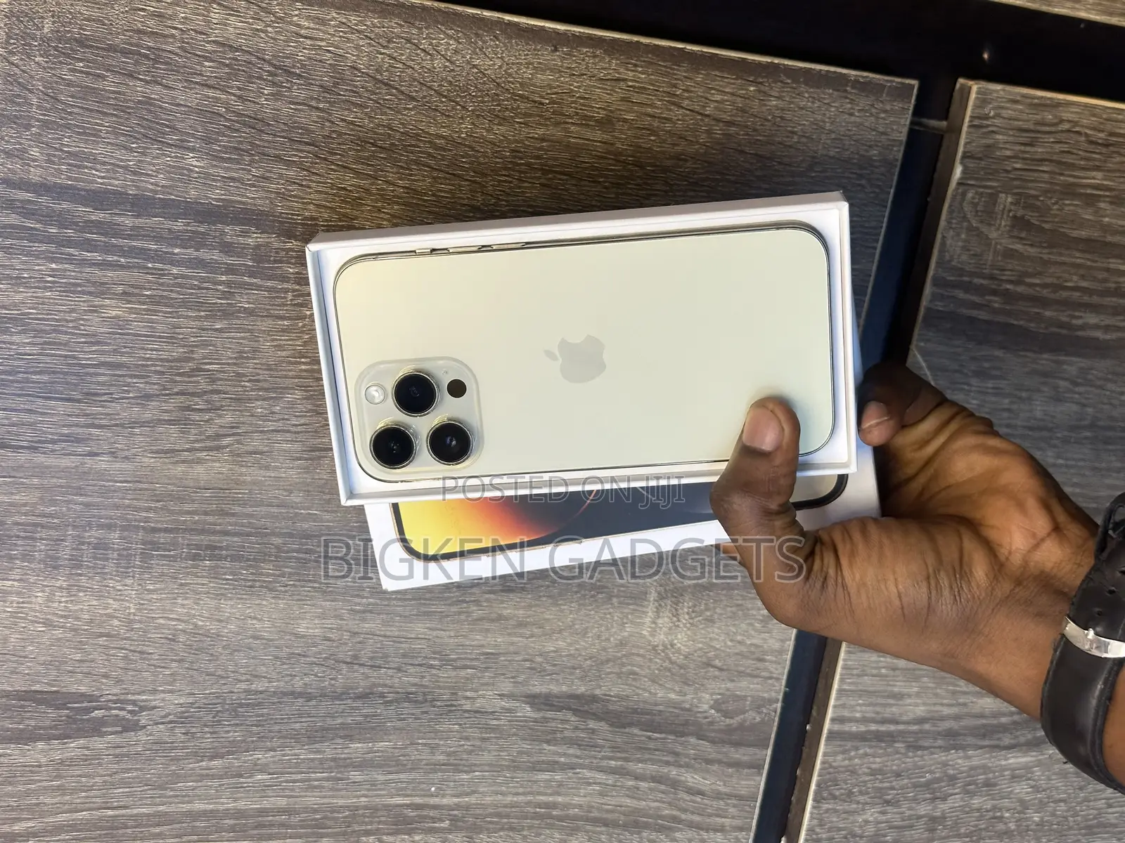 Apple iPhone 14 Pro Max 1 TB Gold