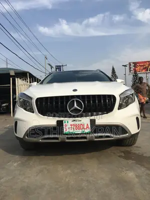 Mercedes-Benz GLA 250 2019 White