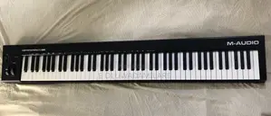 New M Audio Keystation 88 Mk3 Midi Controller Keyboard Black