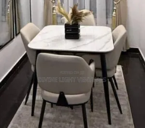 High Quality 4 Seater Dining Set