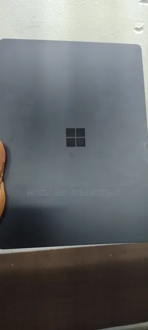 Laptop Microsoft Surface Book 3 16GB Intel Core i7 SSD 512GB