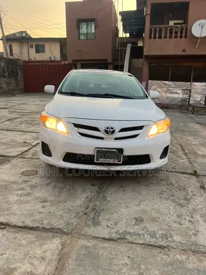 Toyota Corolla 2011 White