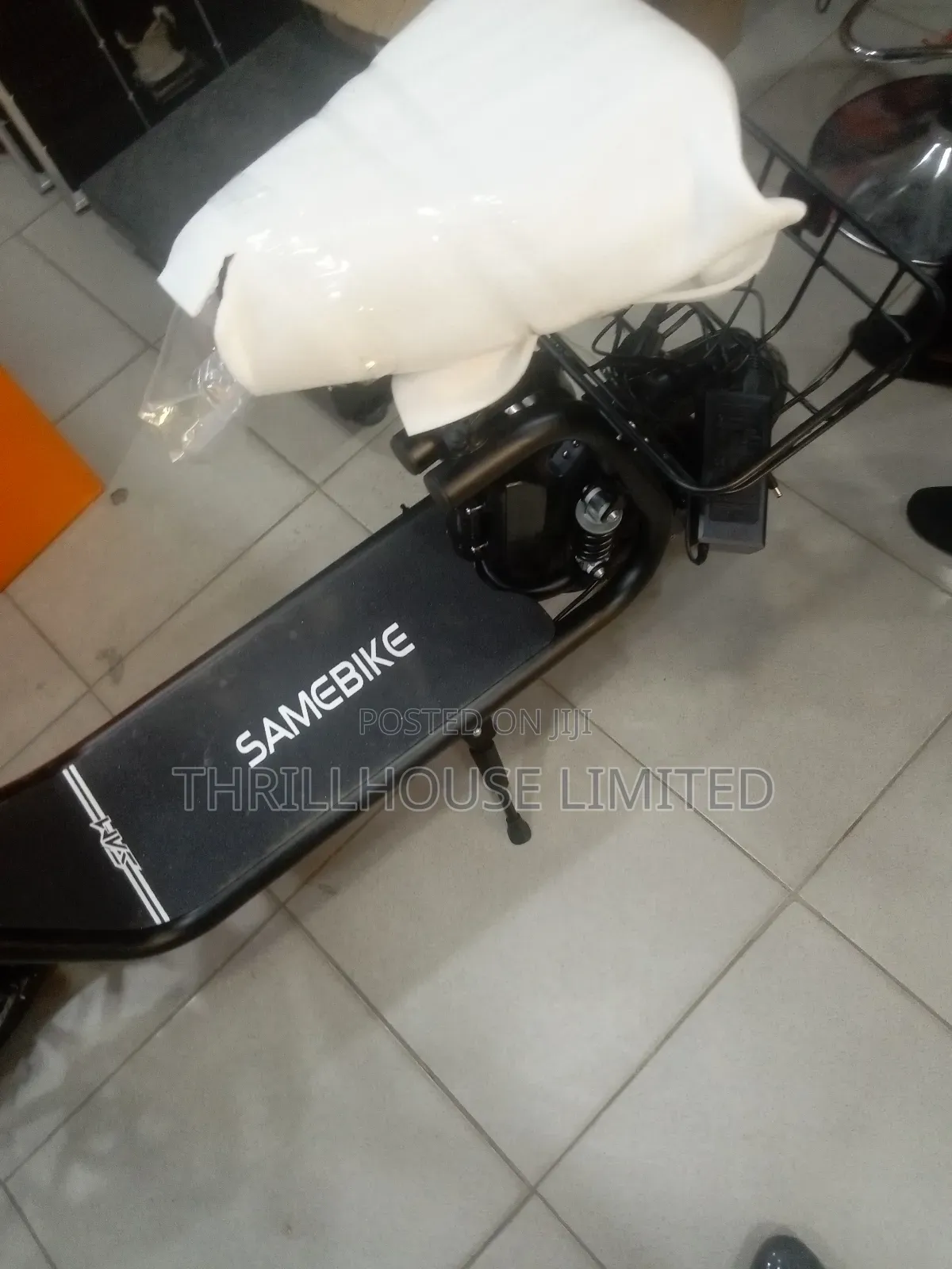 Samebike E- Bike With Headlamp and Helmet