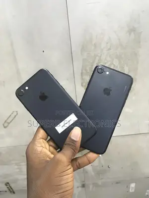 Apple iPhone 7 32 GB Black